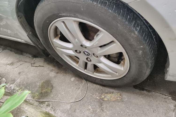 Used CHANGAN Alsvin V5 2012 1.5L Manual Dream Edition Right Front Wheel Hub
