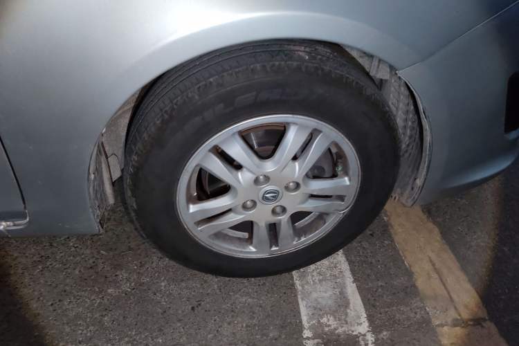 Used CHANGAN Alsvin V5 2012 1.5L Manual Dream Edition Right Front Wheel Hub
