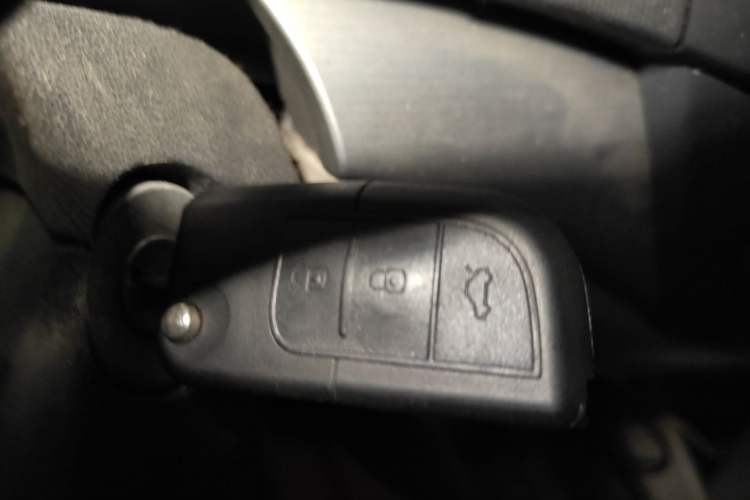 Used CHANGAN Alsvin V5 2012 1.5L Manual Sport Version China IV Standard Vehicle Key