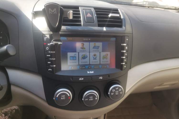 Used CHANGAN Alsvin V5 2012 1.5L Automatic Dream Edition Audio And AC Panel