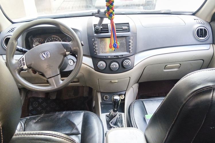 Used CHANGAN Alsvin V5 2012 1.5L Manual Dream Edition Center Console