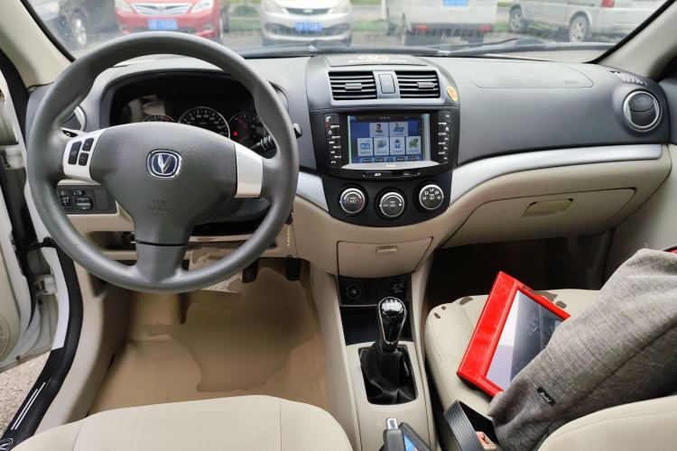 Used CHANGAN Alsvin V5 2012 1.5L Manual Dream Edition Center Console
