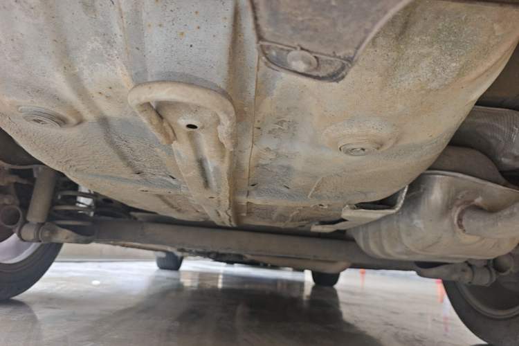 Used CHANGAN Alsvin V5 2012 1.5L Manual Dream Edition Chassis Rear