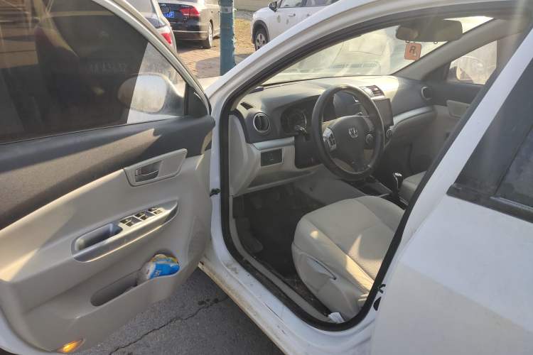 Used CHANGAN Alsvin V5 2012 1.5L Manual Dream Edition Driver Seat