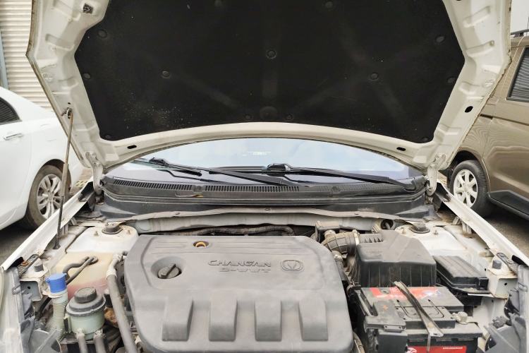 Used CHANGAN Alsvin V5 2012 1.5L Manual Dream Edition Engine Bay