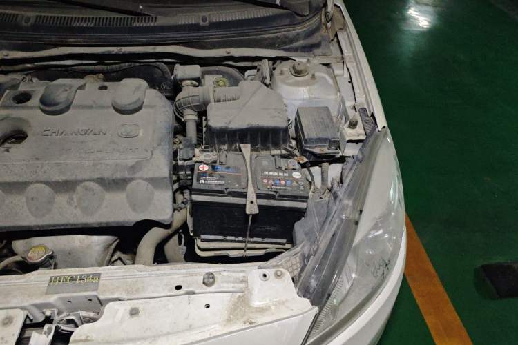 Used CHANGAN Alsvin V5 2012 1.5L Manual Dream Edition Engine Bay Left