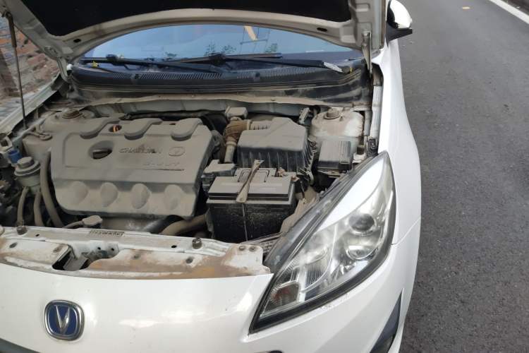 Used CHANGAN Alsvin V5 2012 1.5L Manual Dream Edition Engine Bay Left