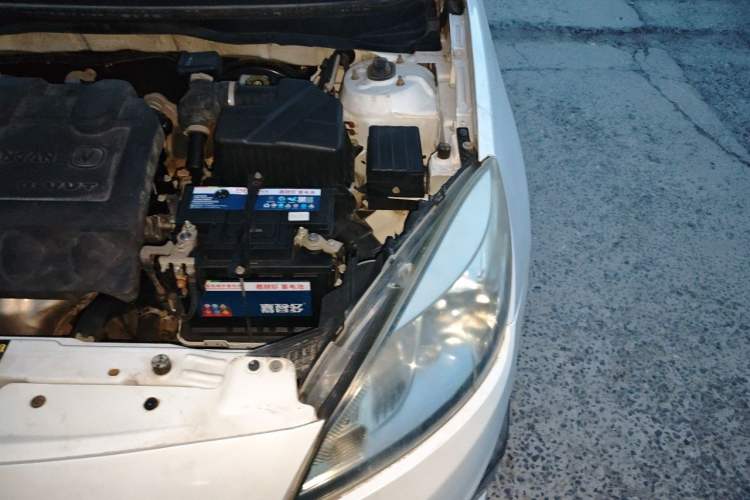 Used CHANGAN Alsvin V5 2012 1.5L Manual Dream Edition Engine Bay Left