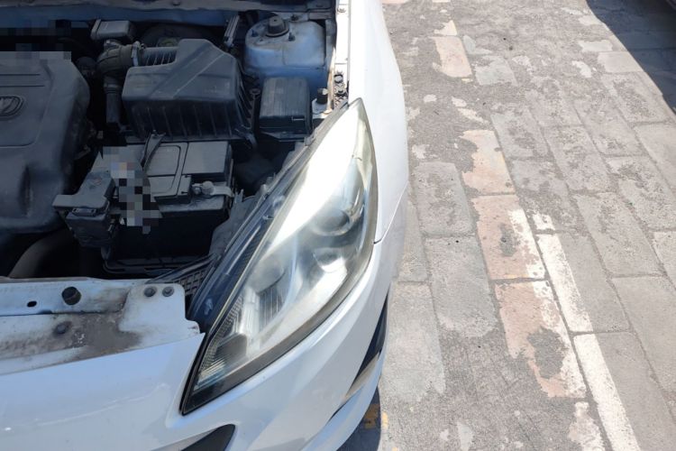 Used CHANGAN Alsvin V5 2012 1.5L Manual Dream Edition Engine Bay Left