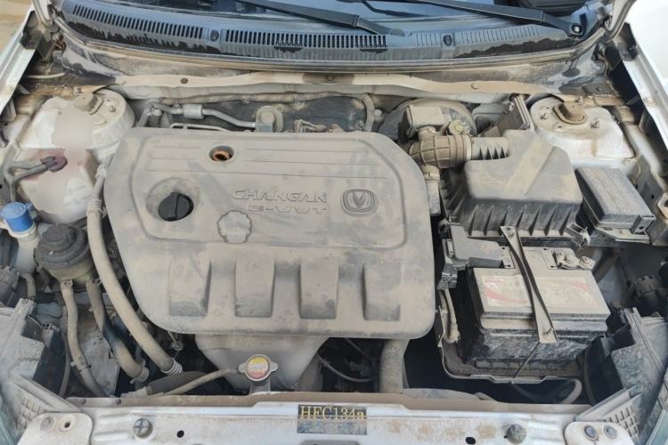 Used CHANGAN Alsvin V5 2012 1.5L Manual Dream Edition Engine Bay