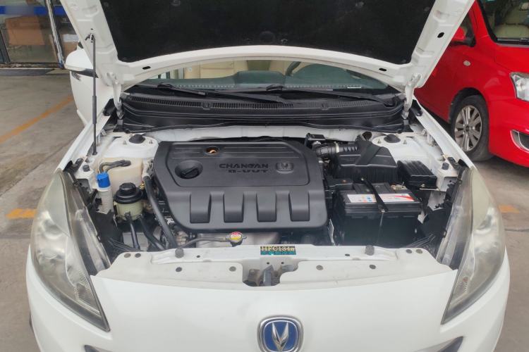 Used CHANGAN Alsvin V5 2012 1.5L Manual Sport Version China IV Standard Engine Bay