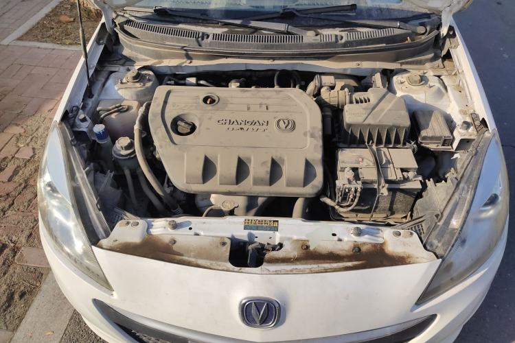 Used CHANGAN Alsvin V5 2012 1.5L Manual Dream Edition Engine Bay