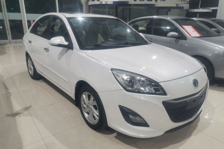 Used CHANGAN Alsvin V5 2012 1.5L Manual Sport Version China IV Standard Exterior 1