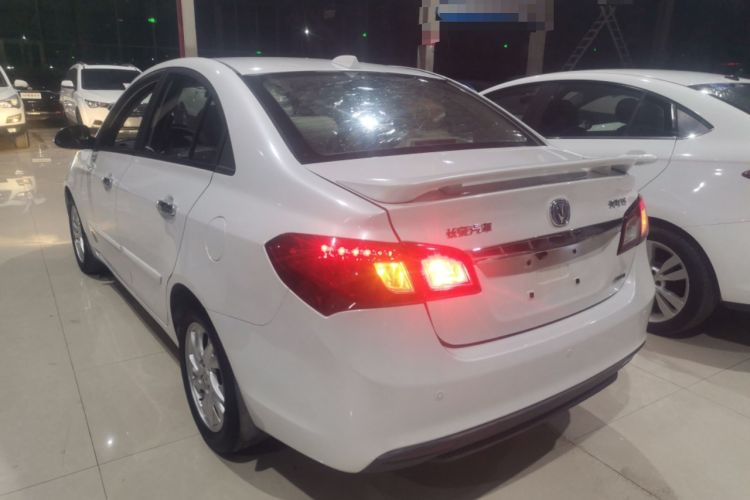 Used CHANGAN Alsvin V5 2012 1.5L Manual Sport Version China IV Standard Exterior 2