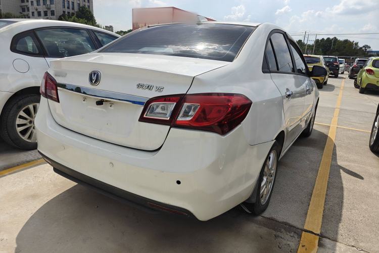 Used CHANGAN Alsvin V5 2012 1.5L Manual Dream Edition Exterior 4