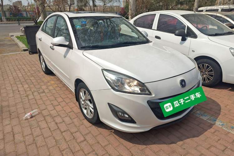Used CHANGAN Alsvin V5 2012 1.5L Manual Sport Version China IV Standard Front Right 45 Deg