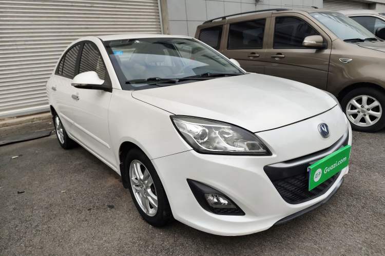 Used CHANGAN Alsvin V5 2012 1.5L Manual Dream Edition Front Right 45 Deg