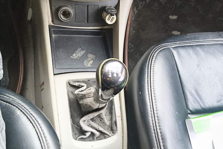Used CHANGAN Alsvin V5 2012 1.5L Manual Dream Edition Gear Lever