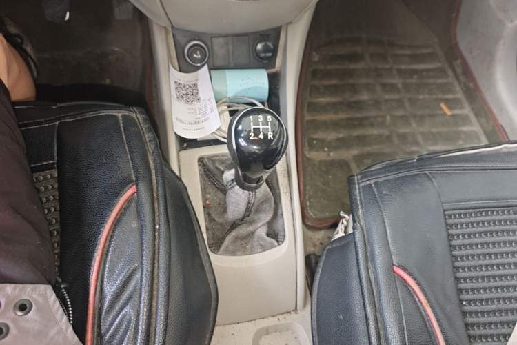 Used CHANGAN Alsvin V5 2012 1.5L Manual Dream Edition Gear Lever