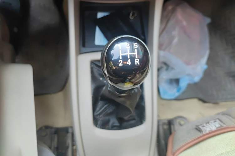Used CHANGAN Alsvin V5 2012 1.5L Manual Dream Edition Gear Lever