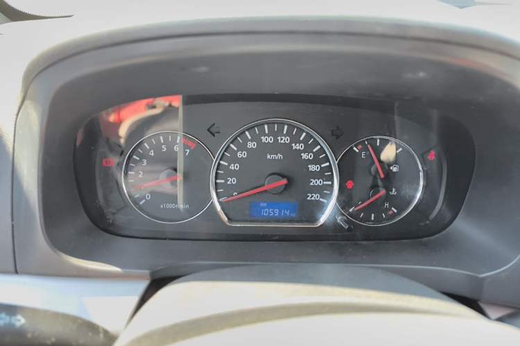Used CHANGAN Alsvin V5 2012 1.5L Manual Sport Version China IV Standard Instrument Cluster