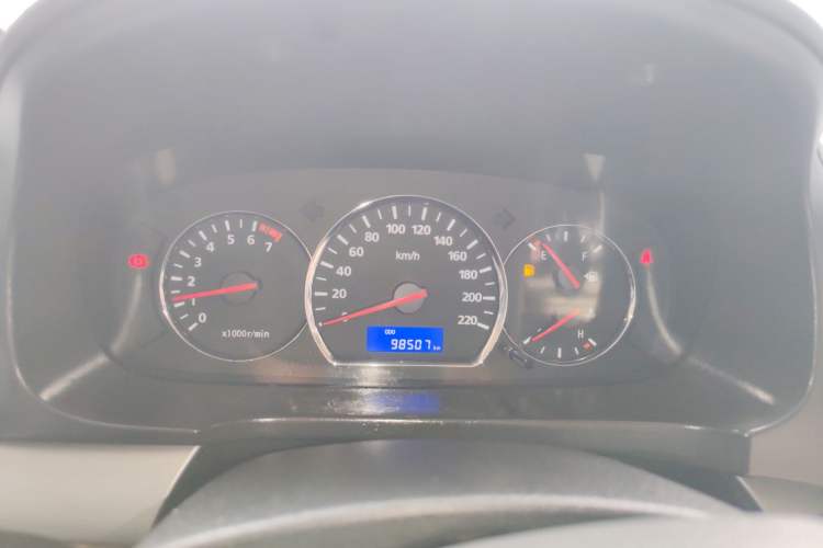 Used CHANGAN Alsvin V5 2012 1.5L Manual Sport Version China IV Standard Instrument Cluster