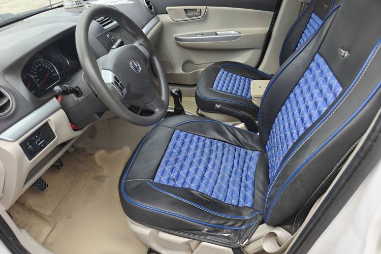 Used CHANGAN Alsvin V5 2012 1.5L Manual Dream Edition Interior 4