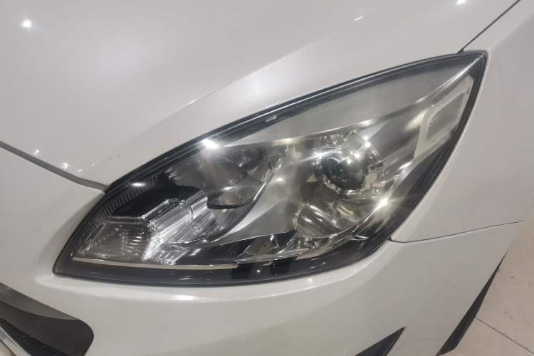 Used CHANGAN Alsvin V5 2012 1.5L Manual Sport Version China IV Standard Left Front Headlight
