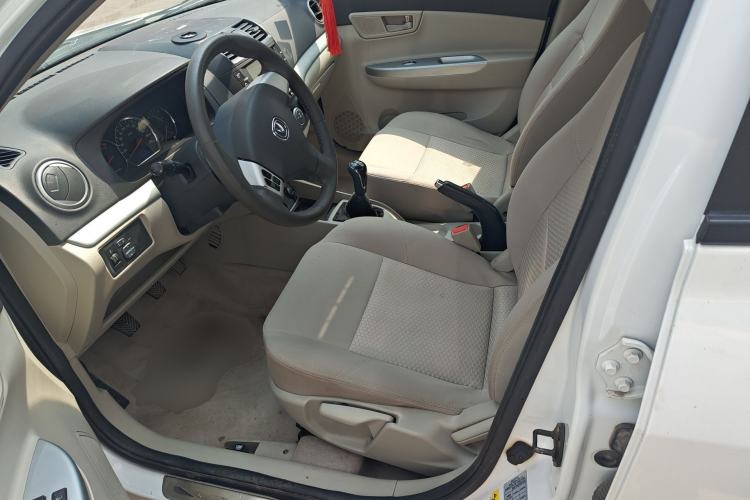 Used CHANGAN Alsvin V5 2012 1.5L Manual Sport Version China IV Standard Left Front Seat