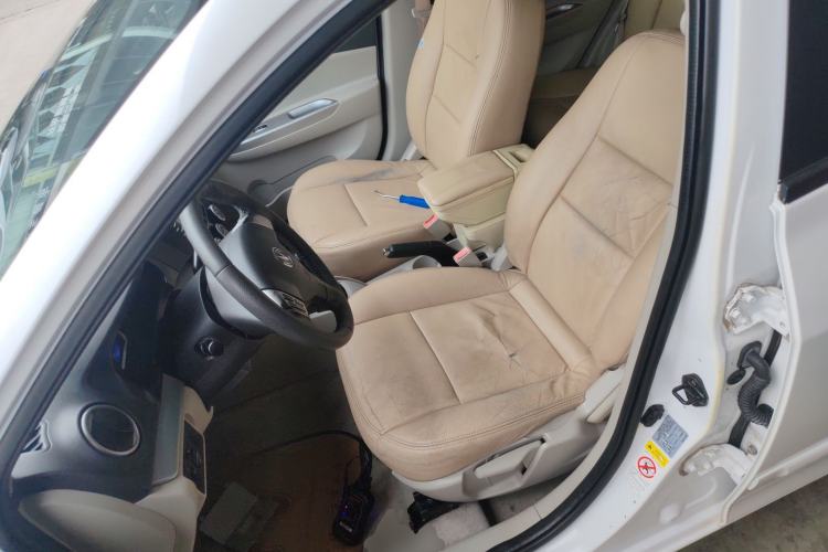 Used CHANGAN Alsvin V5 2012 1.5L Manual Sport Version China IV Standard Left Front Seat