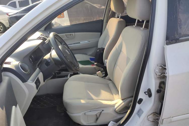 Used CHANGAN Alsvin V5 2012 1.5L Manual Dream Edition Left Front Seat