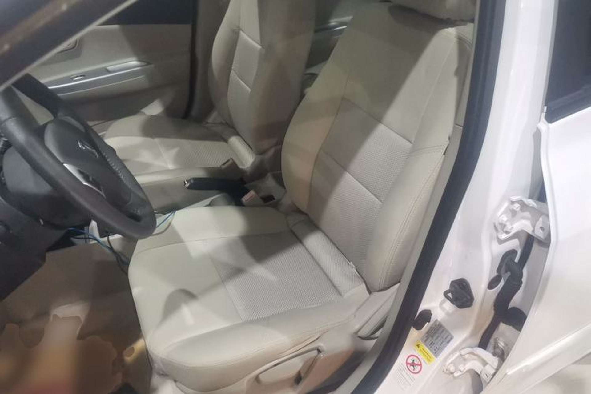 Used CHANGAN Alsvin V5 2012 1.5L Manual Sport Version China IV Standard Left Front Seat