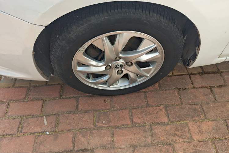 Used CHANGAN Alsvin V5 2012 1.5L Manual Sport Version China IV Standard Left Front Wheel Hub