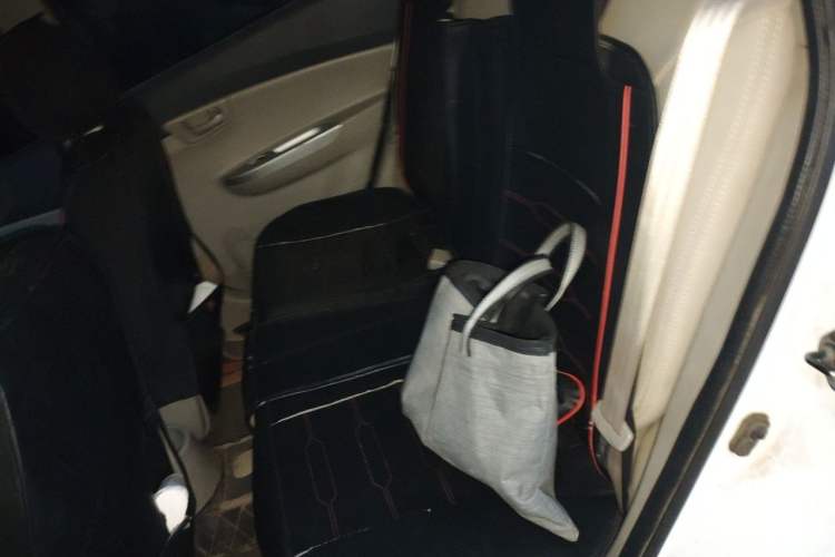 Used CHANGAN Alsvin V5 2012 1.5L Manual Dream Edition Left Rear Seat