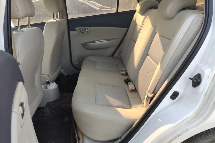 Used CHANGAN Alsvin V5 2012 1.5L Manual Dream Edition Left Rear Seat