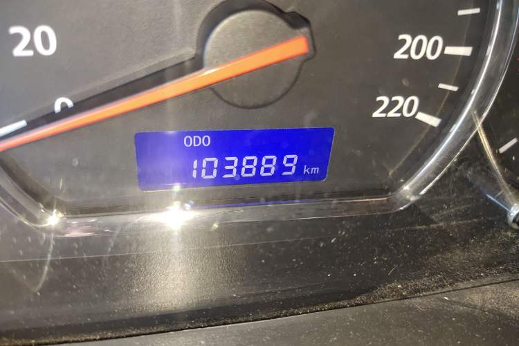 Used CHANGAN Alsvin V5 2012 1.5L Manual Dream Edition Odometer Close Up
