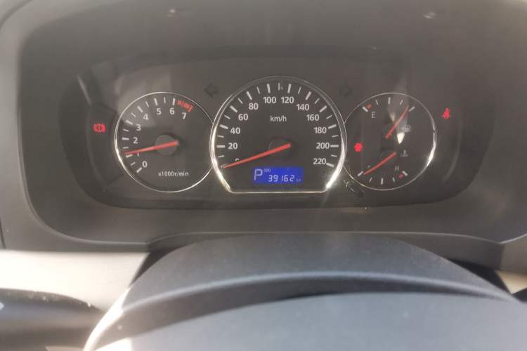Used CHANGAN Alsvin V5 2012 1.5L Automatic Dream Edition Odometer Close Up