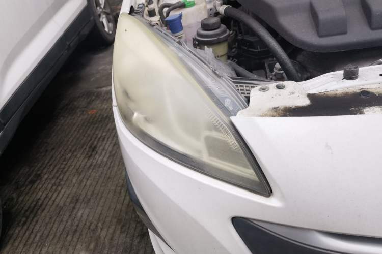 Used CHANGAN Alsvin V5 2012 1.5L Manual Dream Edition Right Front Headlight