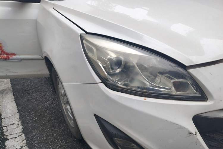 Used CHANGAN Alsvin V5 2012 1.5L Manual Dream Edition Right Front Headlight
