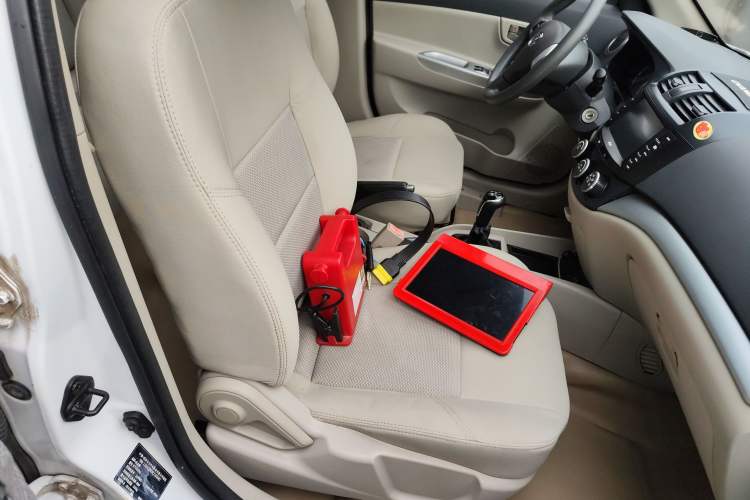 Used CHANGAN Alsvin V5 2012 1.5L Manual Dream Edition Right Front Seat