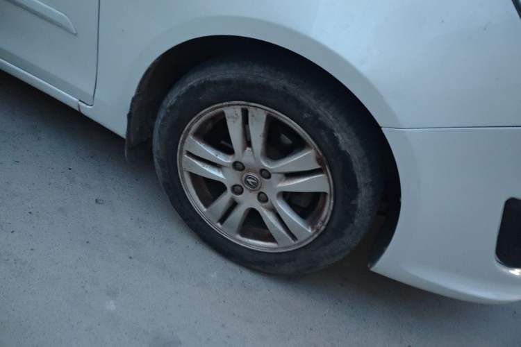 Used CHANGAN Alsvin V5 2012 1.5L Manual Dream Edition Right Front Wheel Hub
