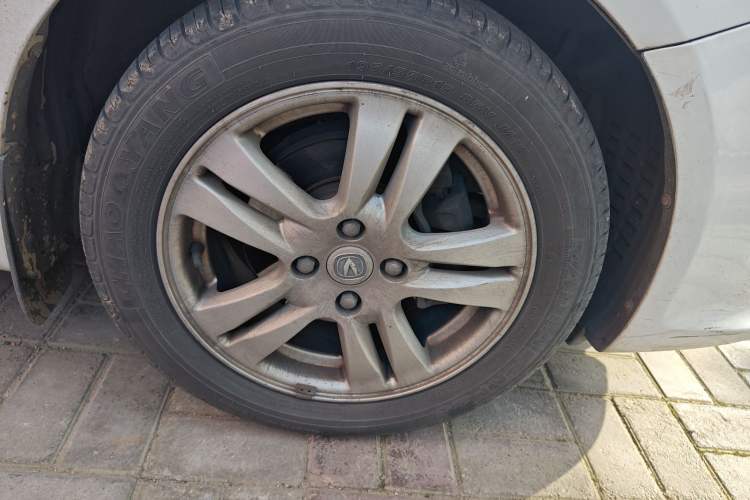 Used CHANGAN Alsvin V5 2012 1.5L Manual Dream Edition Right Front Wheel Hub