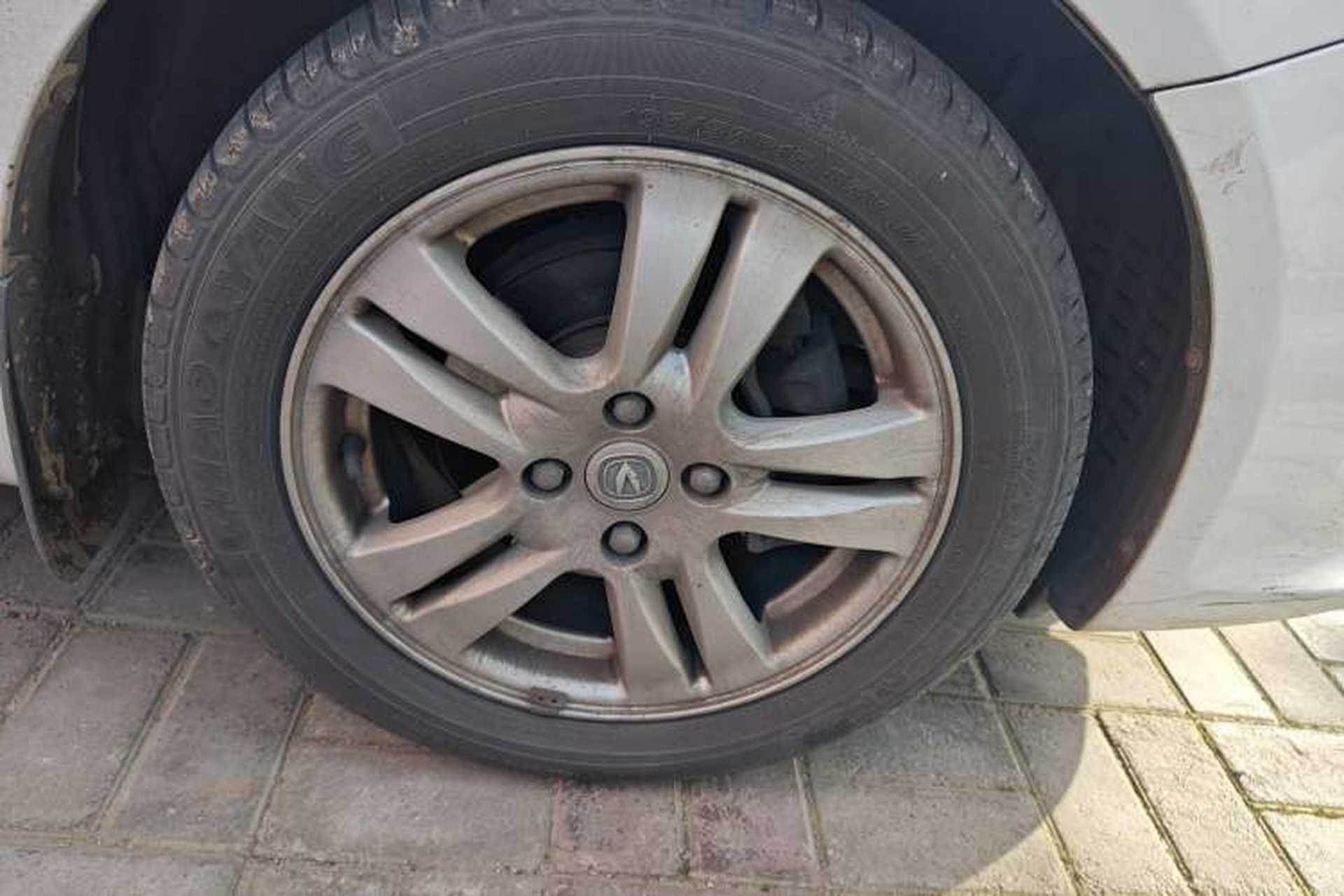 Used CHANGAN Alsvin V5 2012 1.5L Manual Dream Edition Right Front Wheel Hub