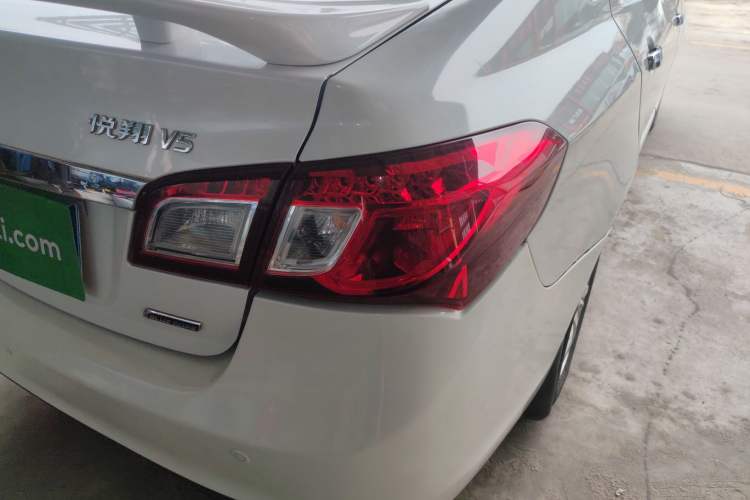 Used CHANGAN Alsvin V5 2012 1.5L Manual Sport Version China IV Standard Right Rear Taillight