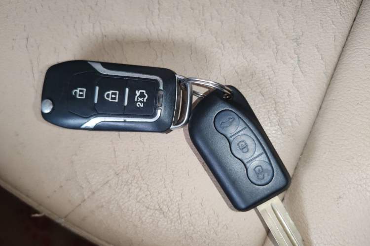 Used CHANGAN Alsvin V5 2012 1.5L Manual Sport Version China IV Standard Vehicle Key