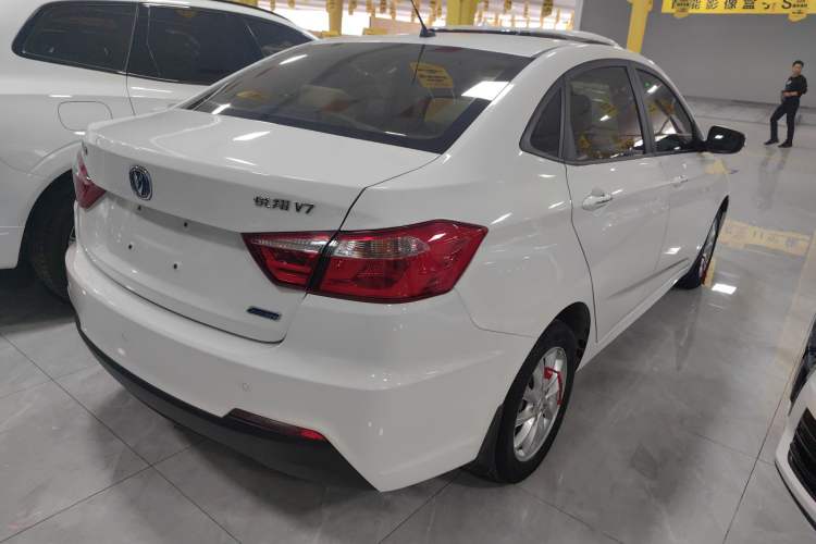 Used CHANGAN Alsvin V7 2016 1.6L Manual LeShang Model China V Standard Exterior 5