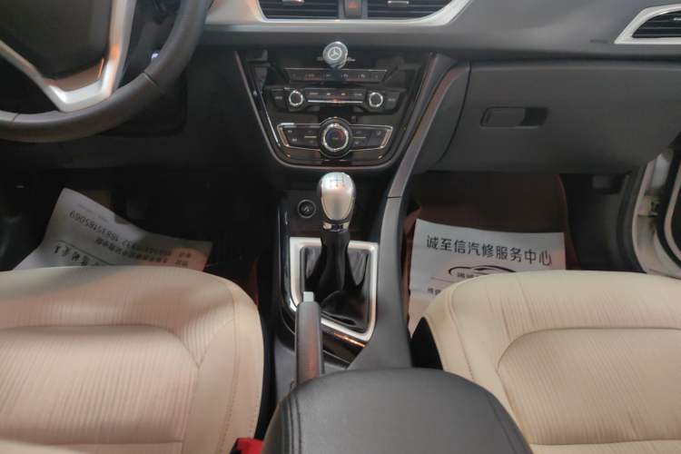 Used CHANGAN Alsvin V7 2016 1.6L Manual LeShang Model China V Standard Gear Lever