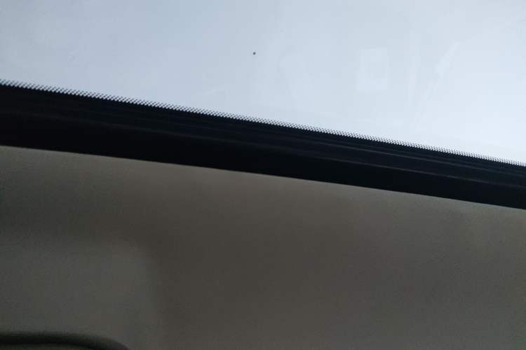 Used CHANGAN Alsvin V7 2015 1.6L Automatic Fun Model China V Standard Headliner