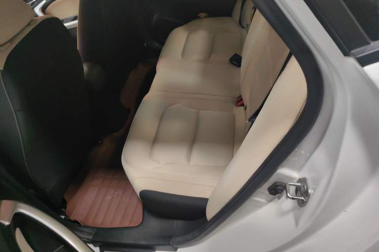 Used CHANGAN Alsvin V7 2016 1.6L Manual LeShang Model China V Standard Interior 4