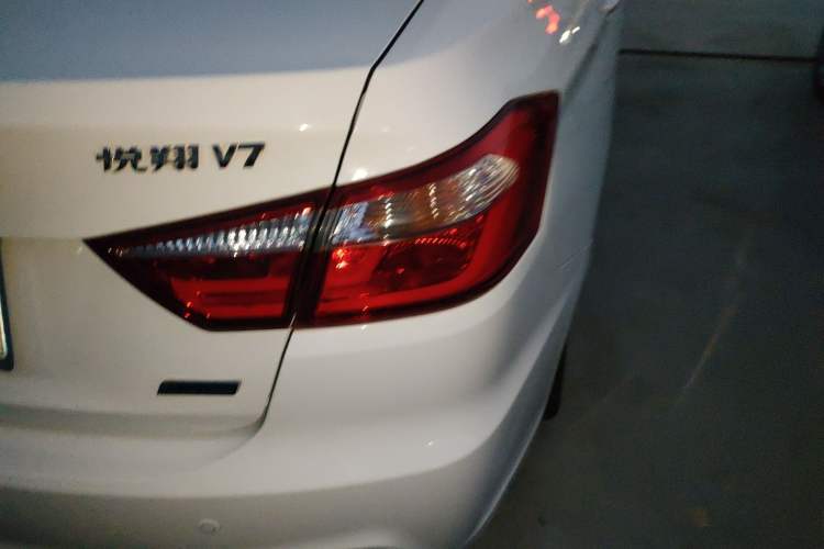 Used CHANGAN Alsvin V7 2015 1.6L Automatic Fun Model China V Standard Right Rear Taillight
